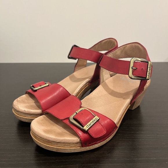 Dansko Women's Trinity Sandal Cayenne Red Comfort Size EU 38/ US 7.5-8 - Picture 2 of 12